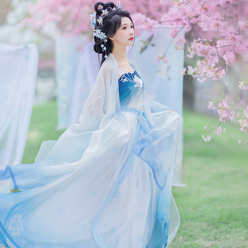 如梦霓裳诃子裙2023新品印染绣花