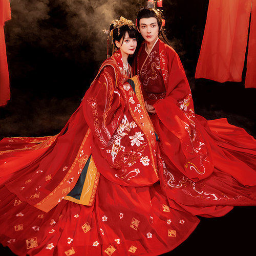 如梦霓裳汉服女宋制婚服拖尾大衫