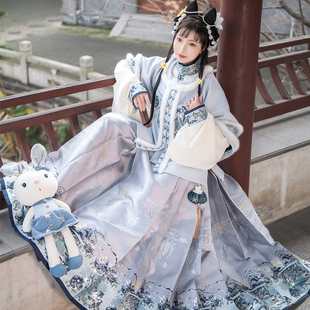 星冉| 如梦霓裳汉服女明制马面裙春秋日常半身裙短袄毛呢加绒现货