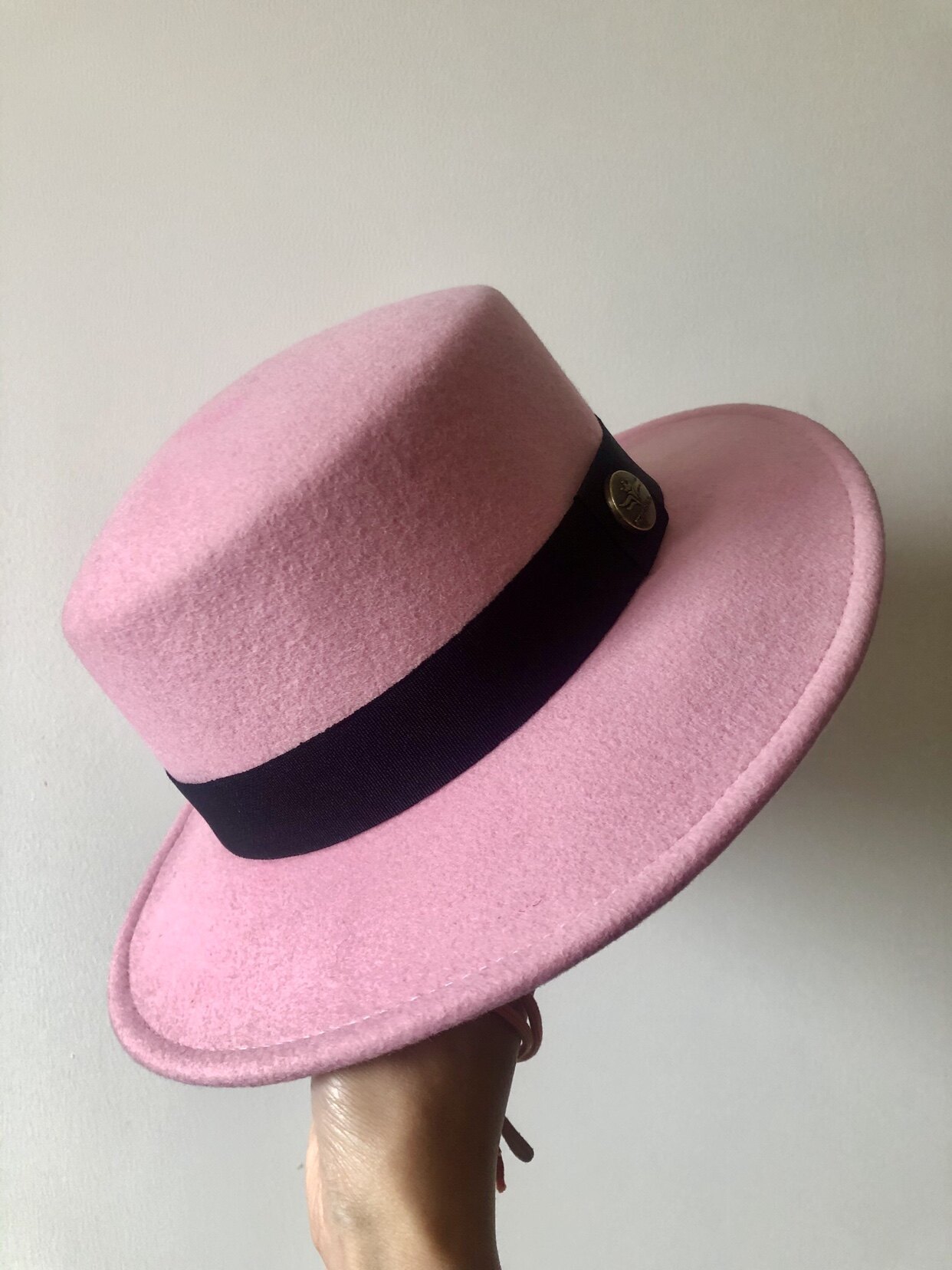 2021春季新款平顶礼帽粉色礼帽黑色礼帽灰色礼帽大沿礼帽摄影搭配