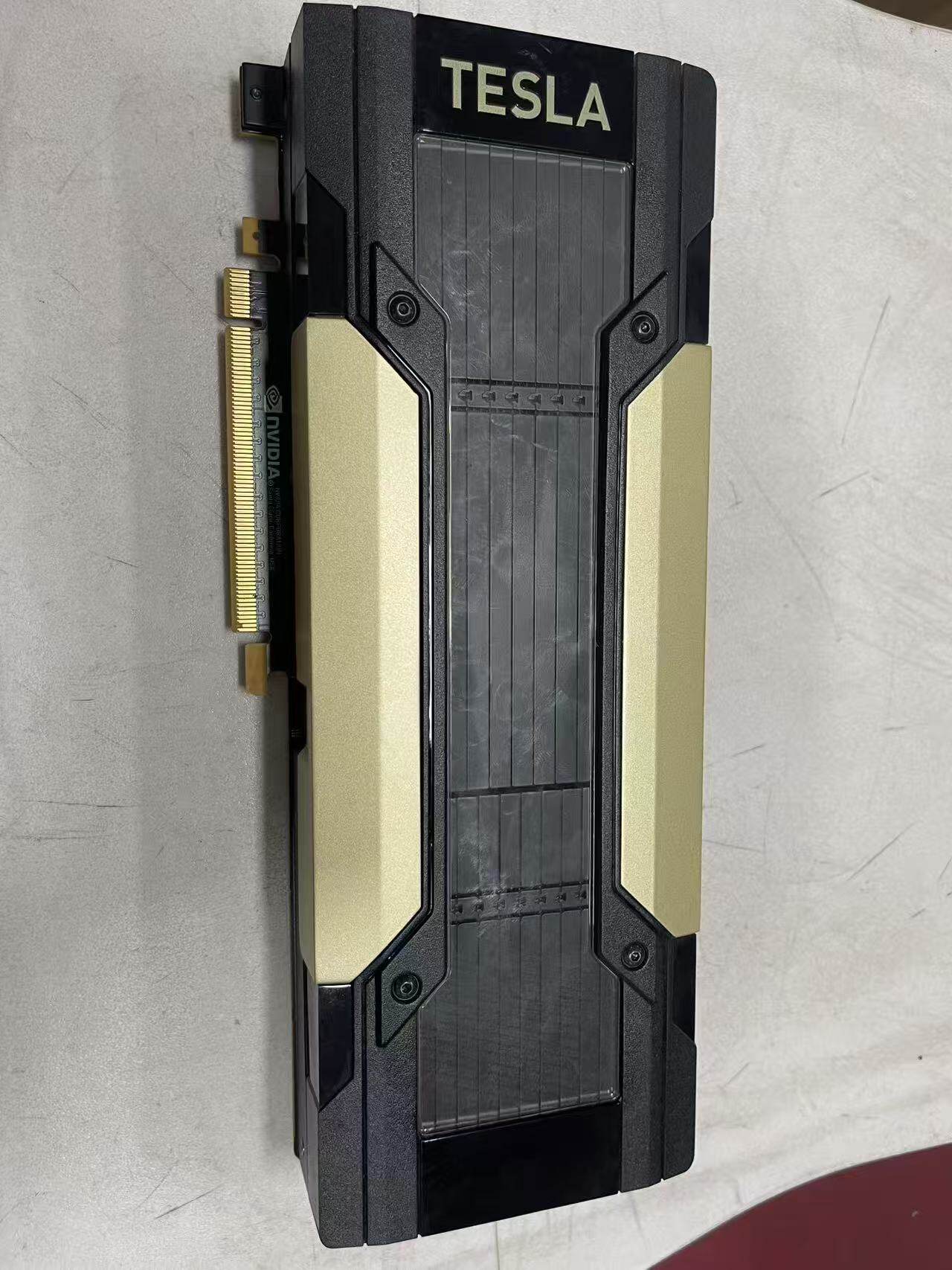 Оригинальная версия NVIDIA Tesla V100 32G PCI-E Изображение 1