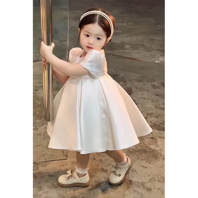 新款小女孩洋气超仙奶甜生日周岁白色公主裙女童花童婚礼晚礼服夏