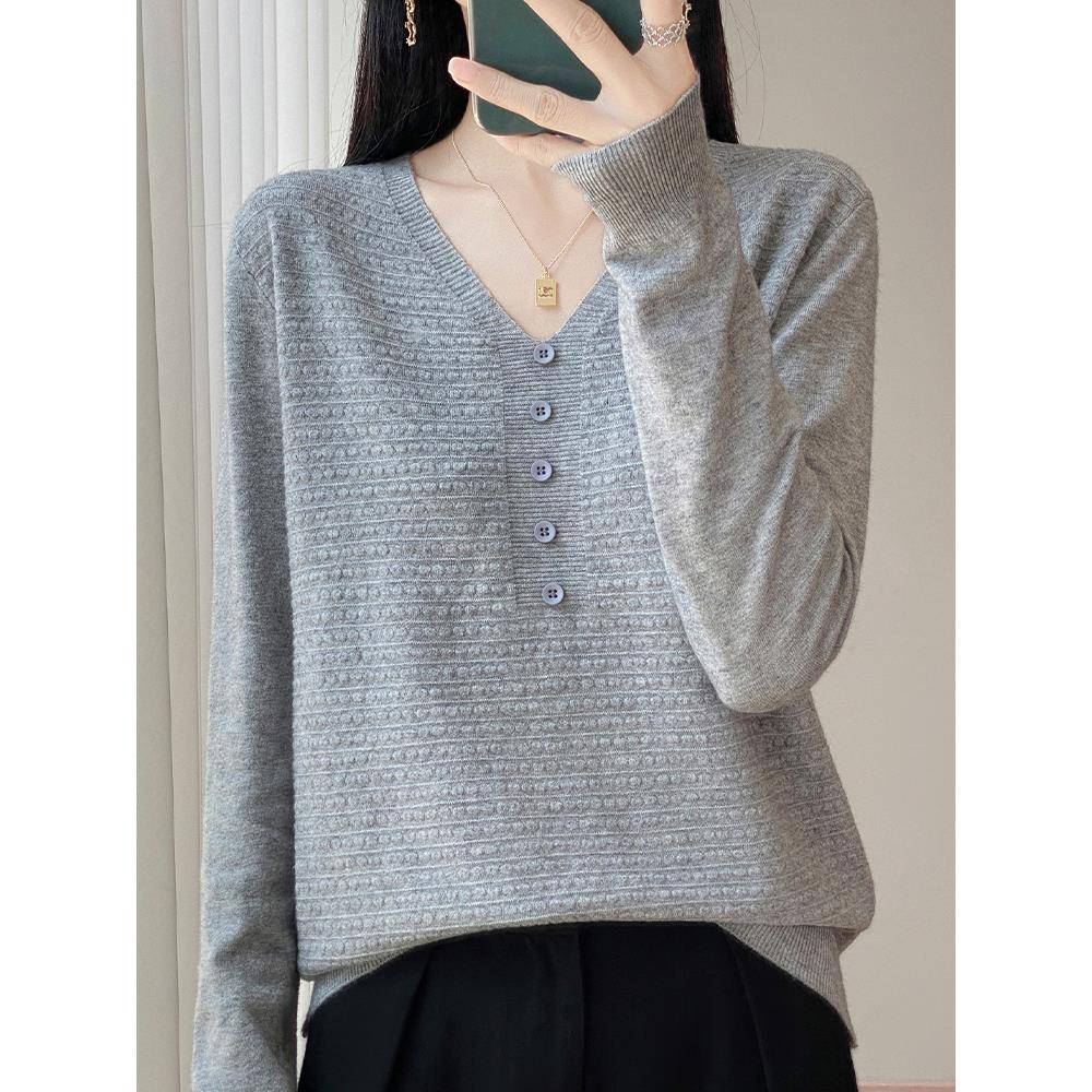 秋冬早秋V领鼓点针织打底衫女2025新款秋洋气上衣大码女装毛1204u