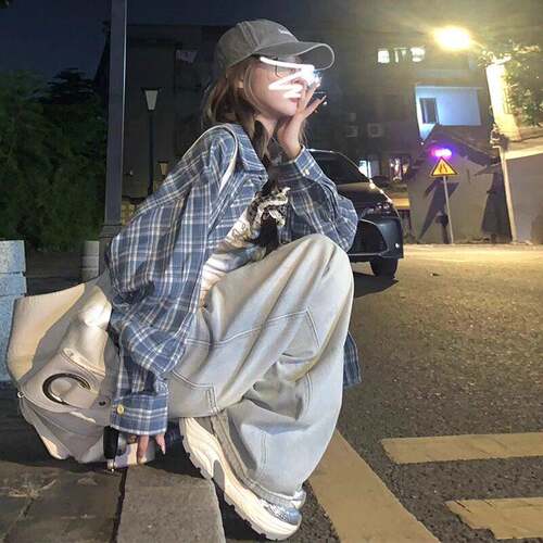 早秋美式复古蓝色格子衬衫女装秋季薄款外搭衬衫外套休闲百0824d