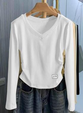 V领白色褶皱长袖t恤女春秋季遮肚显瘦大码女士减龄打底衫上0110h
