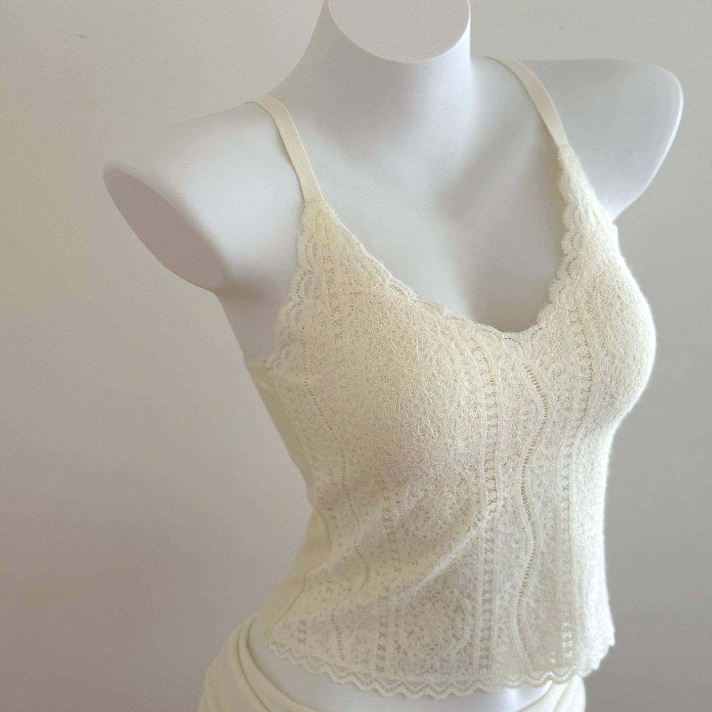 毛绒绒蕾丝法式保暖背心加棉自带胸垫亲肤磨毛春吊带内搭0123e,女士内衣/男士内衣/家居服,吊带/背心/T恤/打底/肌底衣,淘宝优惠券,粉丝福利购,淘宝优惠卷