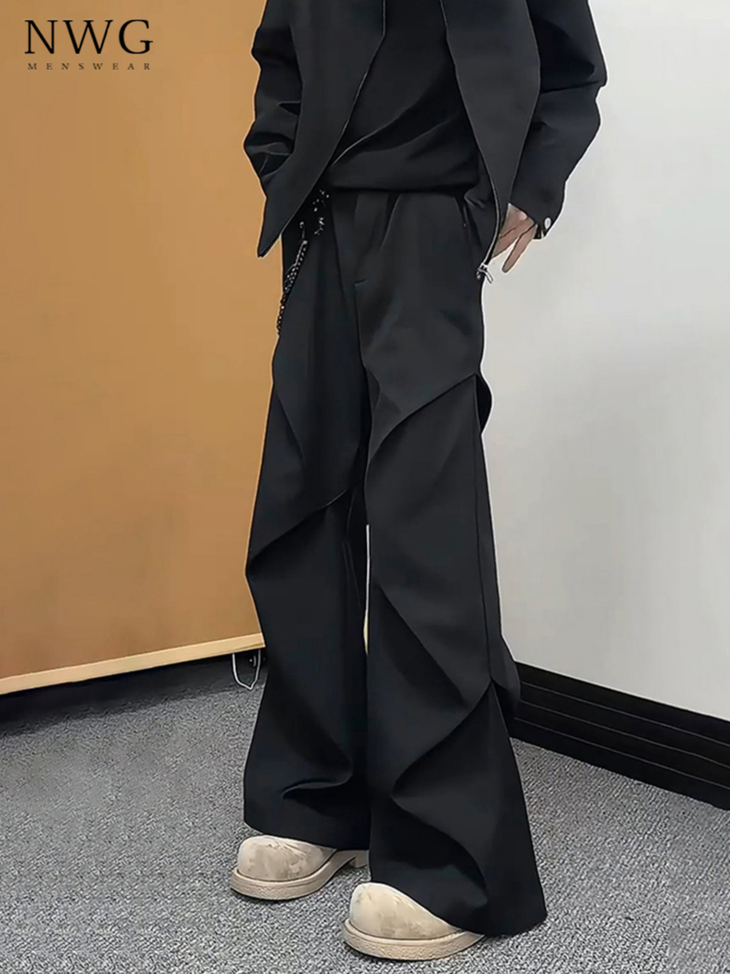 黑色褶皱微喇西裤男春秋款高级感宽松直筒阔腿裤子男垂感休闲长裤