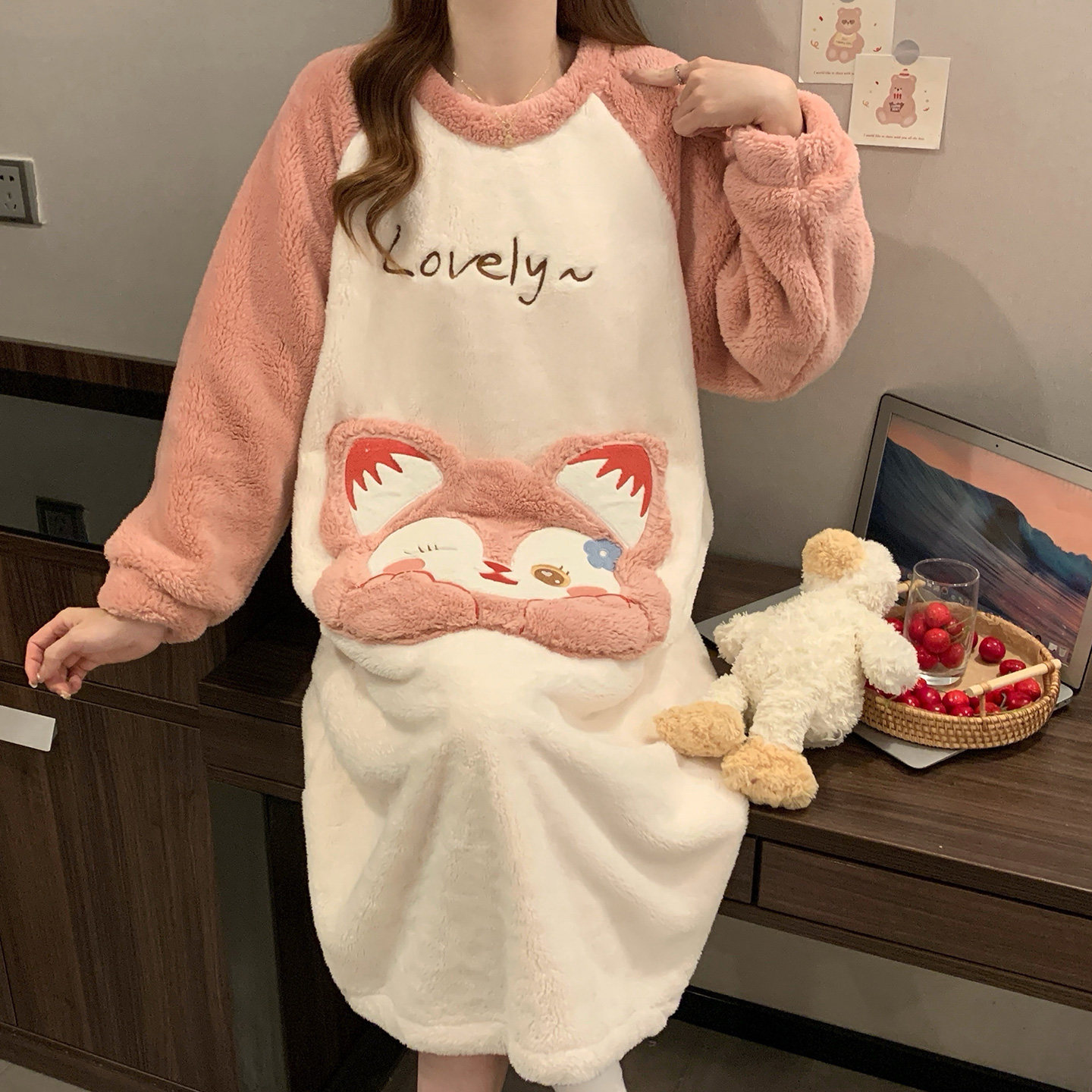 秋冬季珊瑚绒睡裙女加绒加厚卡通可爱小口袋保暖法兰绒家居服睡衣