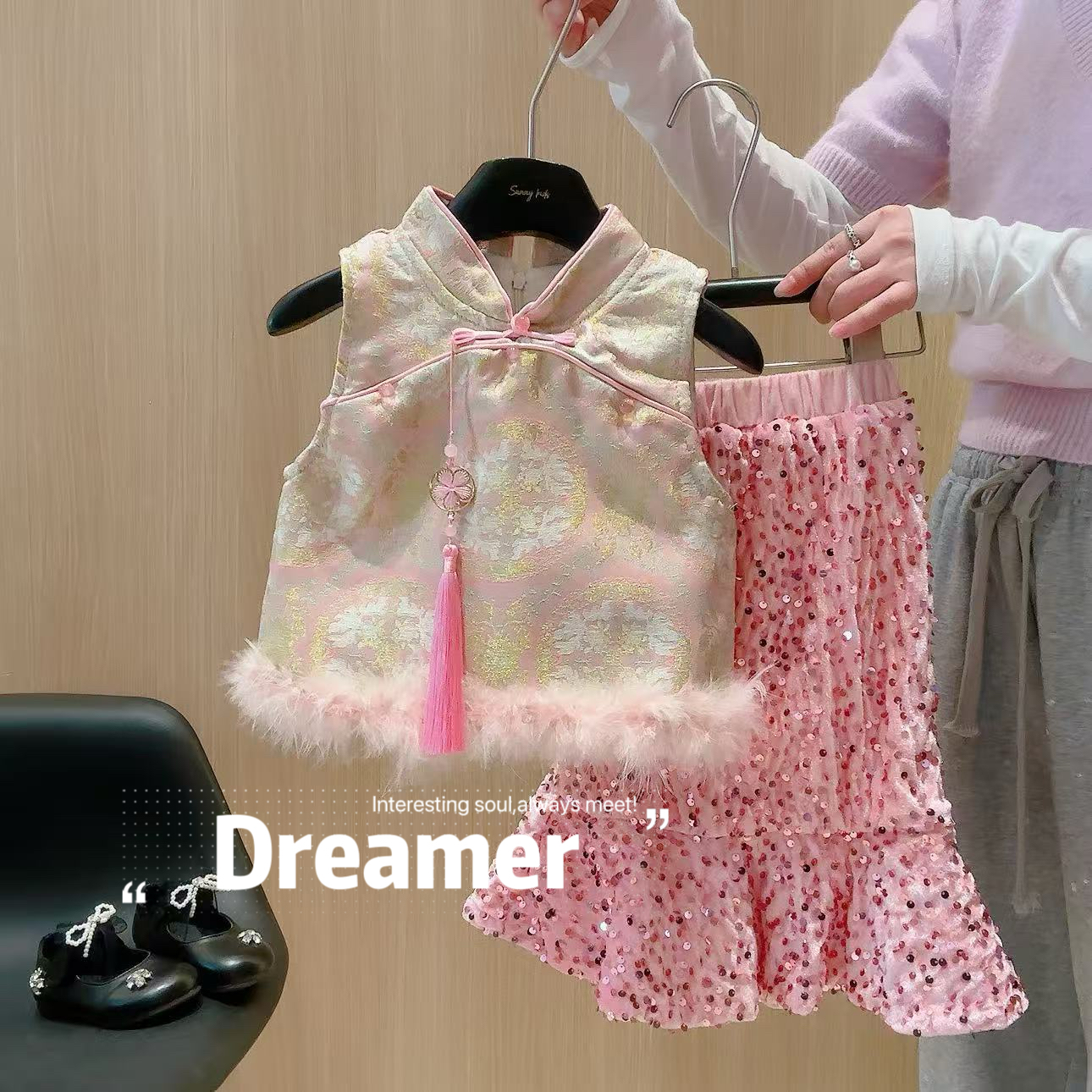 女童新中式印花加绒马甲亮片鱼尾裙两件套2025冬季新款D17627嘉