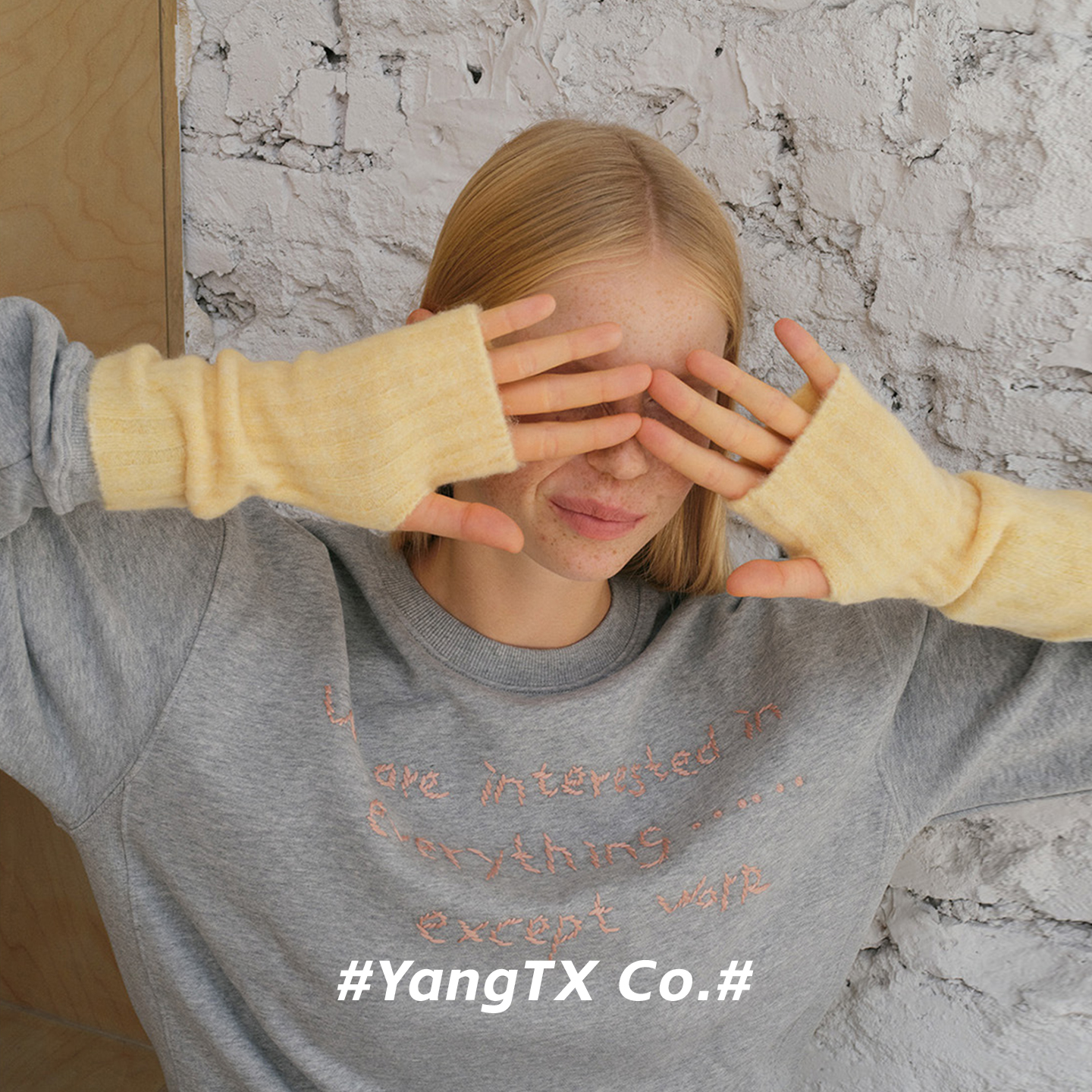 2025新款纯色针织半截手套羊毛韩系甜美针织手套保暖套指加厚防寒