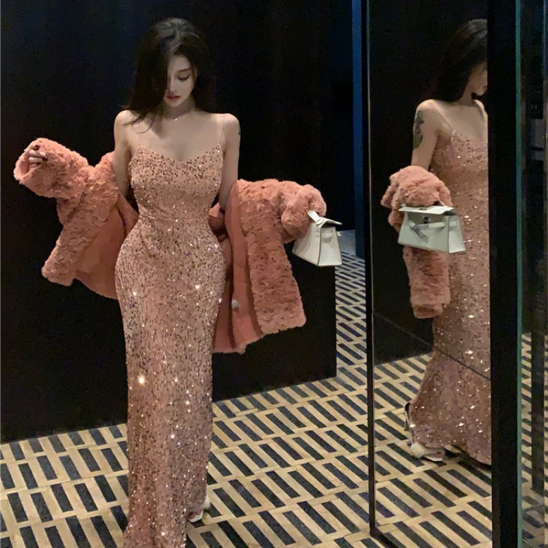 2025纯欲风性感亮片吊带连衣