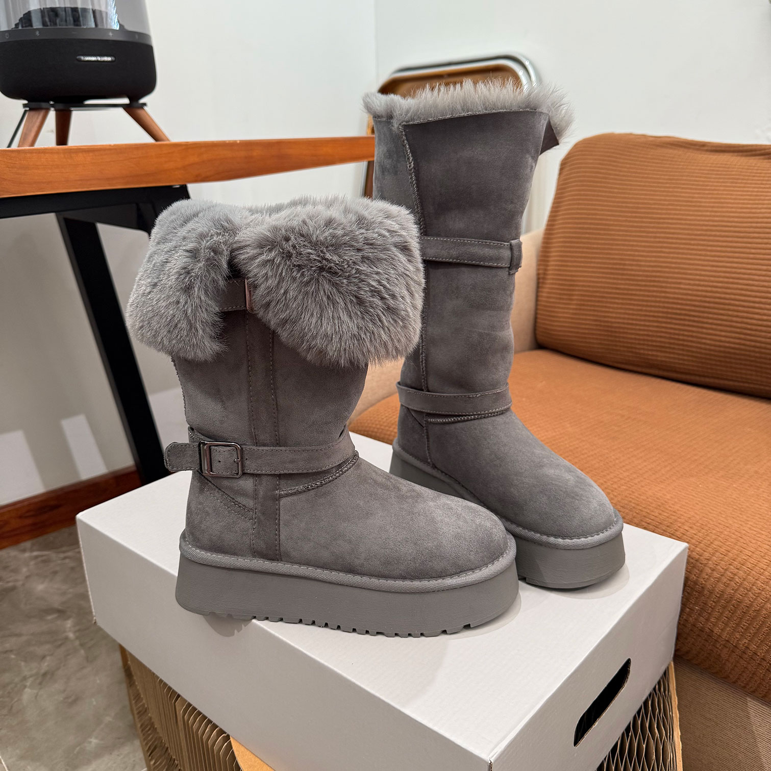 雪地靴女款冬季长筒厚底加绒棉鞋