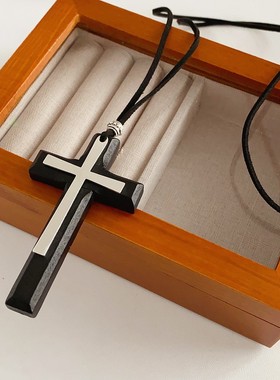 复古十字架项链木质情侣毛衣链