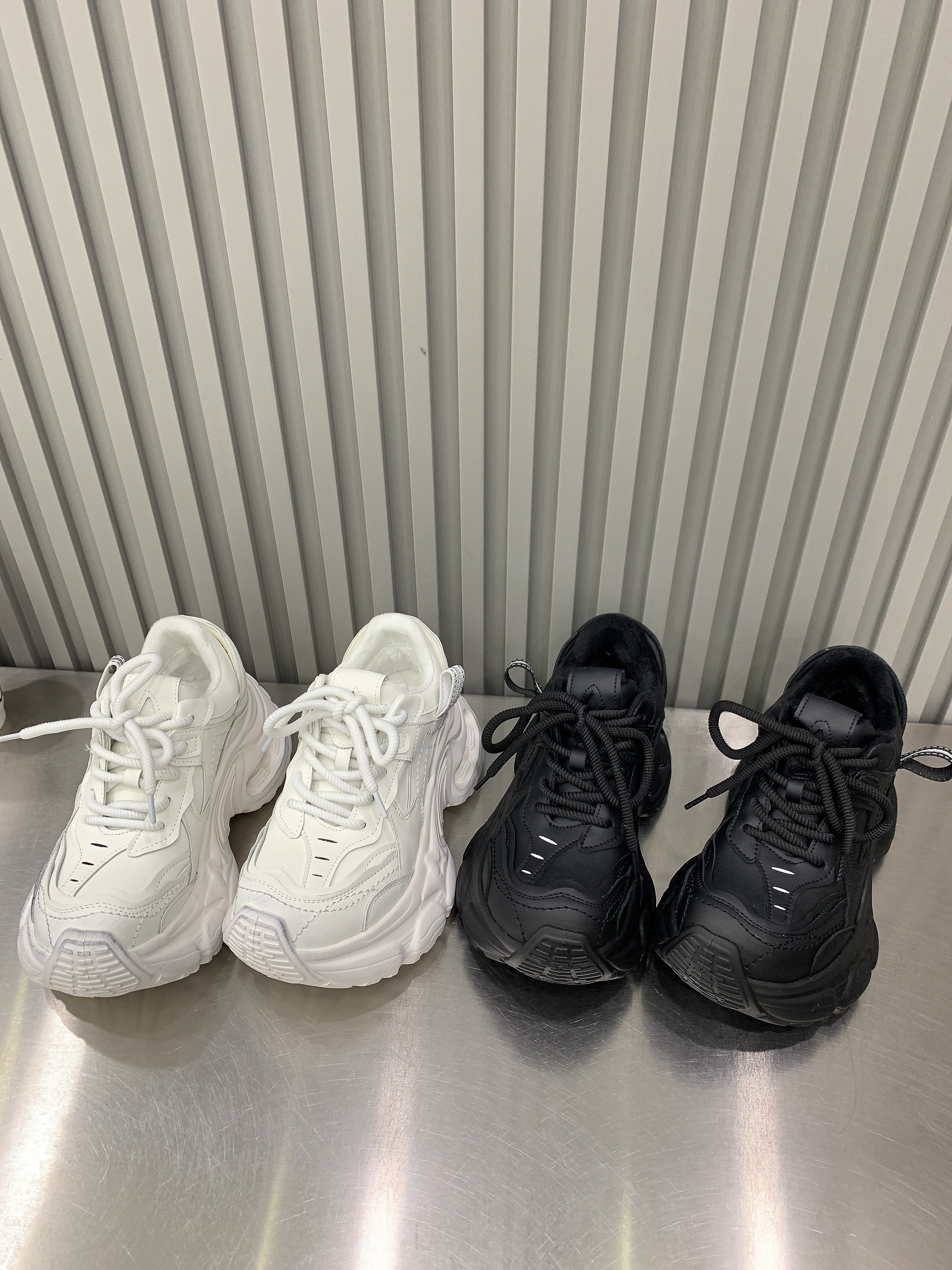 厚底加绒老爹鞋女2025新款秋冬小个子内增高百搭休闲运动松糕鞋潮