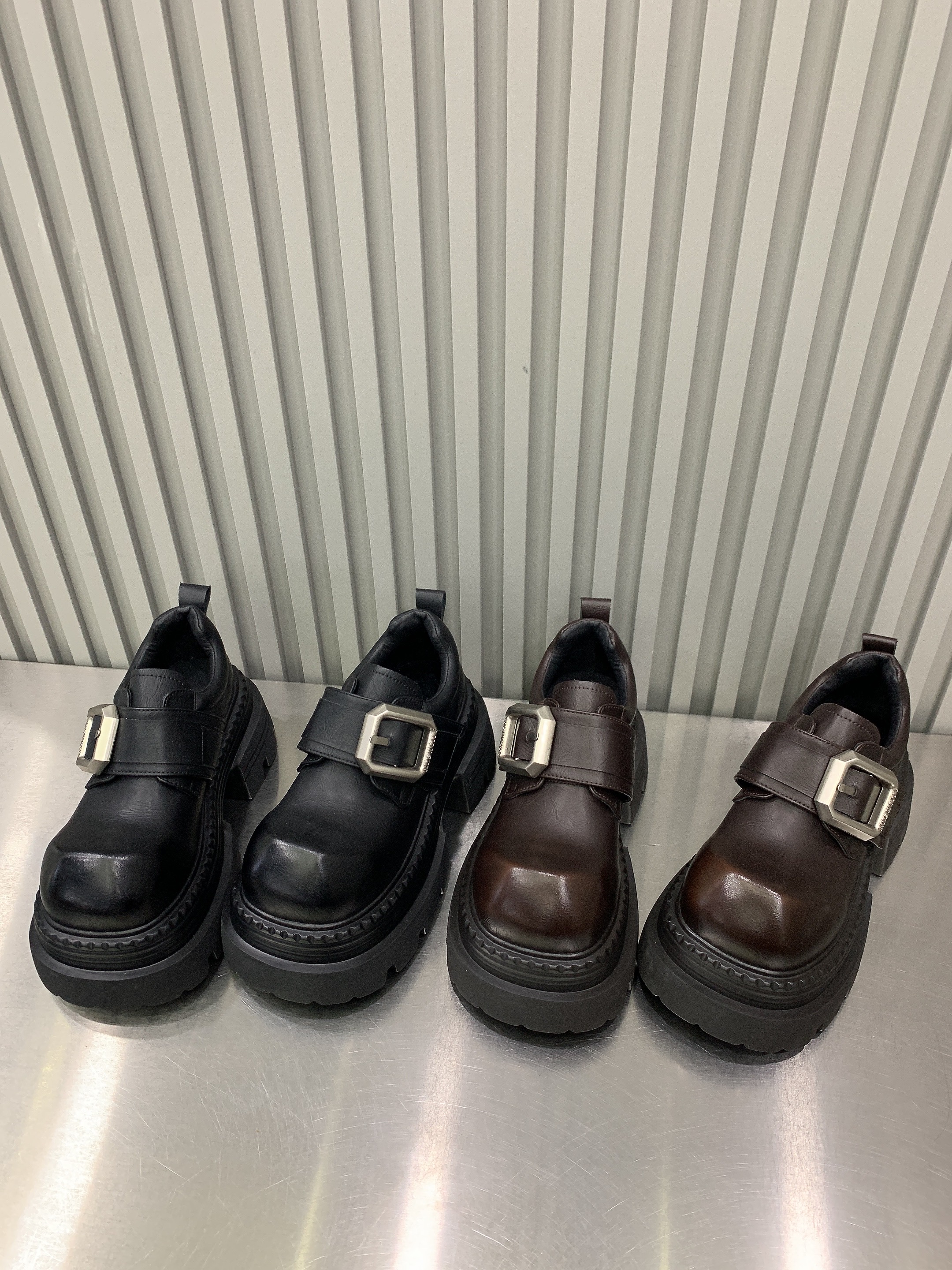 加绒厚底小皮鞋女2025新款冬季小个子内增高百搭系带休闲乐福鞋潮