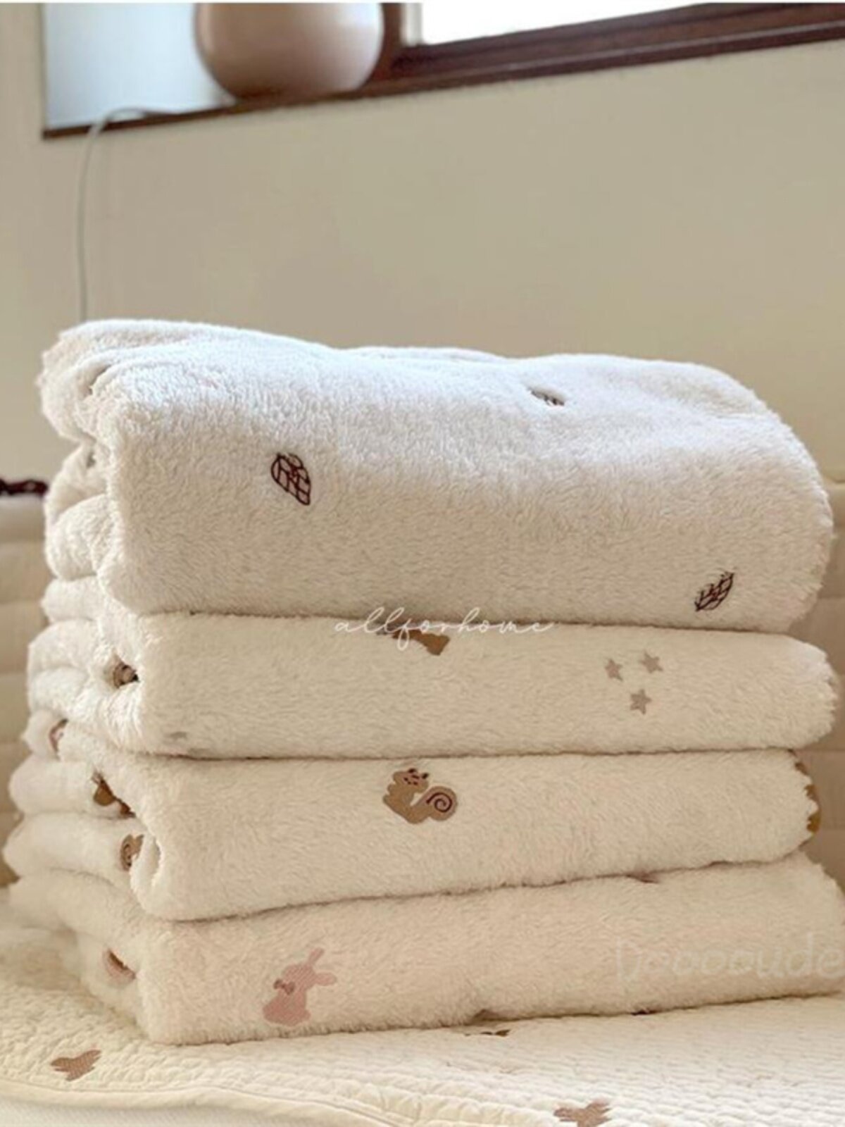 우유 벨벳 던지기  담요 봄 가을 겨울  ??던지기 담요 산호 벨벳 이불  어린이 FARAI 벨벳 담요