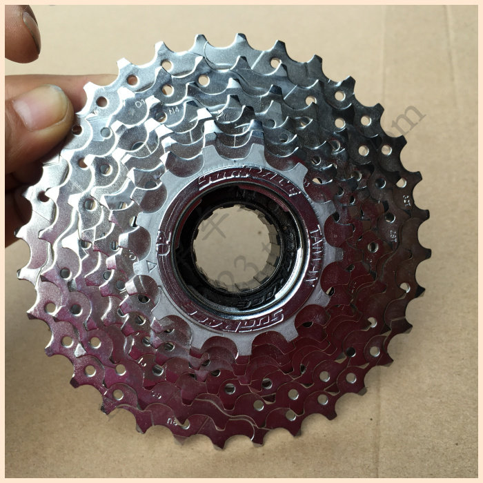 Pignon de vélo 8 vitesses - Ref 2365508 Image 1