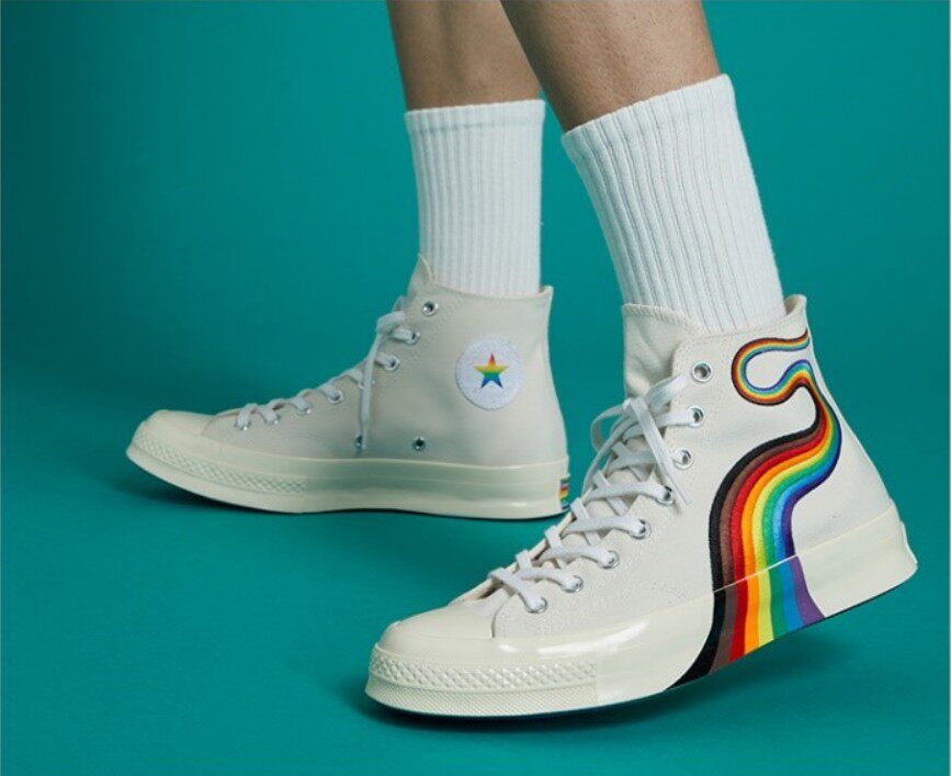 CONVERSE匡威Pride1970S三星标彩虹水晶底米白高帮帆布鞋170821C