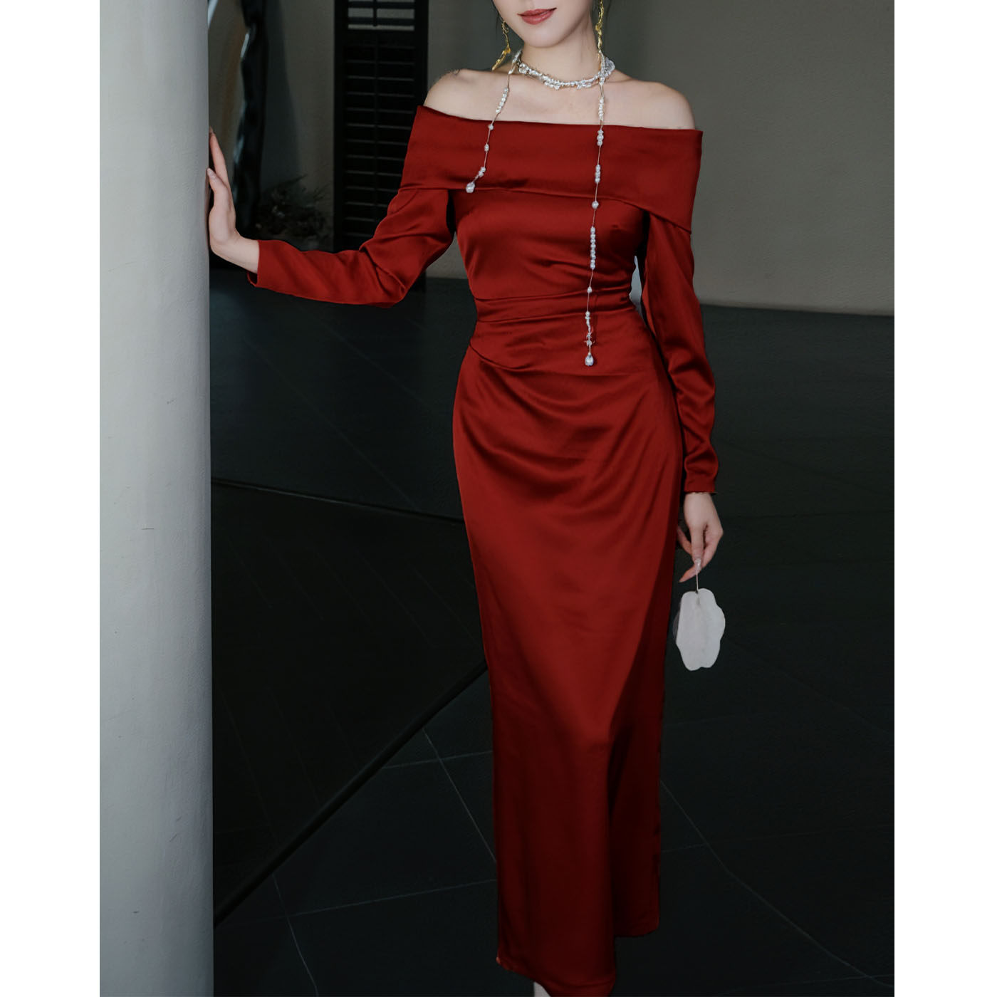 鹿与玫瑰一字肩红色连衣裙气质长裙女修身显瘦订婚敬酒服礼服裙子,女装/女士精品,礼服/晚装,淘宝优惠券,粉丝福利购,淘宝优惠卷