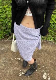 Exclusive 韩国小众设计腰部蕾丝花边小碎花高腰显瘦半身裙 type