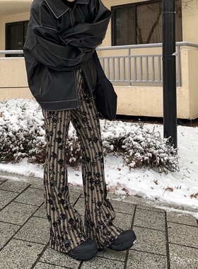 Exclusive type 小众复古个性条纹玫瑰图案印花修身显瘦微喇长裤