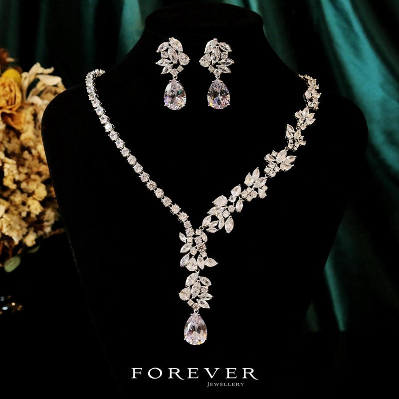 重工镶锆石水滴宝石婚纱项链耳环