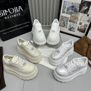 新款 女鞋 真皮厚底小个子增高小白鞋 爆款 百搭休闲运动板鞋 2026春季