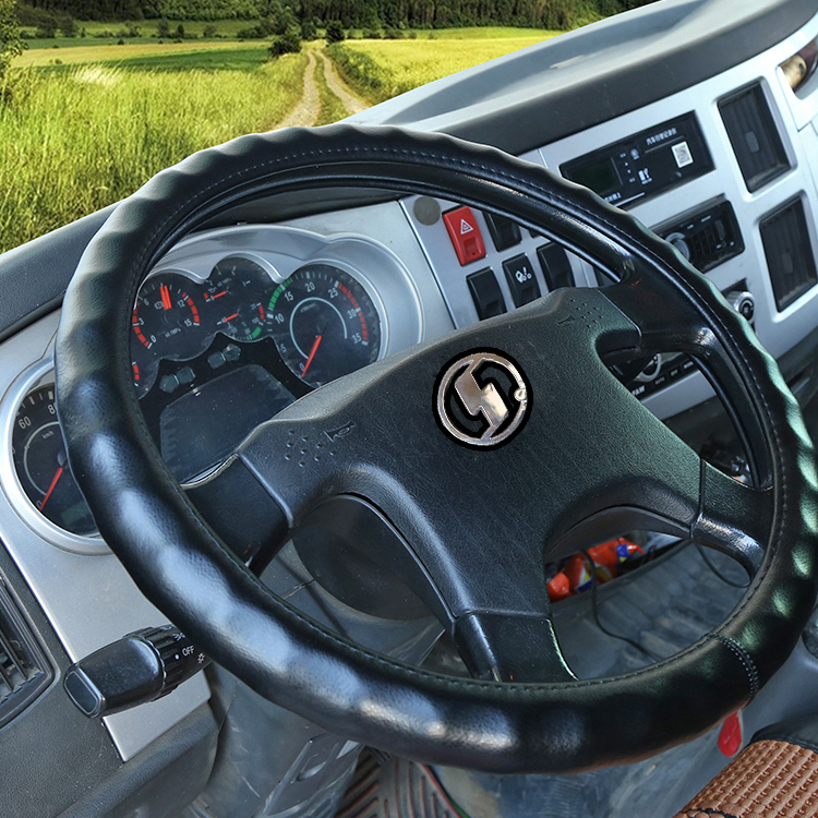 陕汽德龙X3000 X5000 X6000新M3000大货车方向盘套整条皮真皮把套