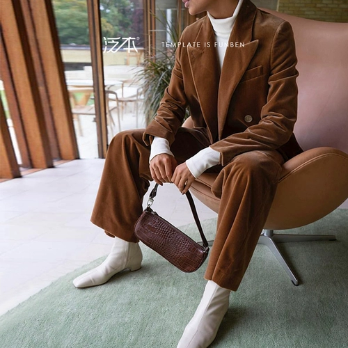 Сумка подмышку, небольшая сумка, ретро сумка на одно плечо, крокодиловый принт