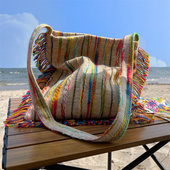 去有风 斜挎包民族风复古单肩包 2023新款 地方 彩色旅行流苏包