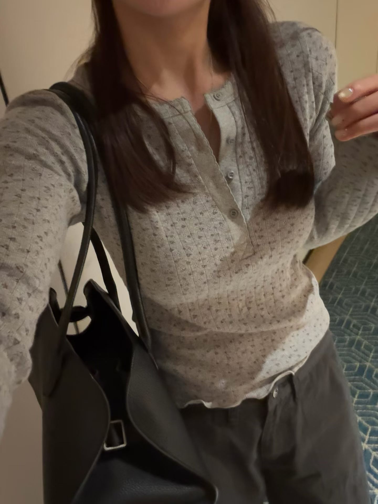 韩国东大门正品女装2026秋季百搭显瘦长袖碎花纽扣T恤修身打底衫