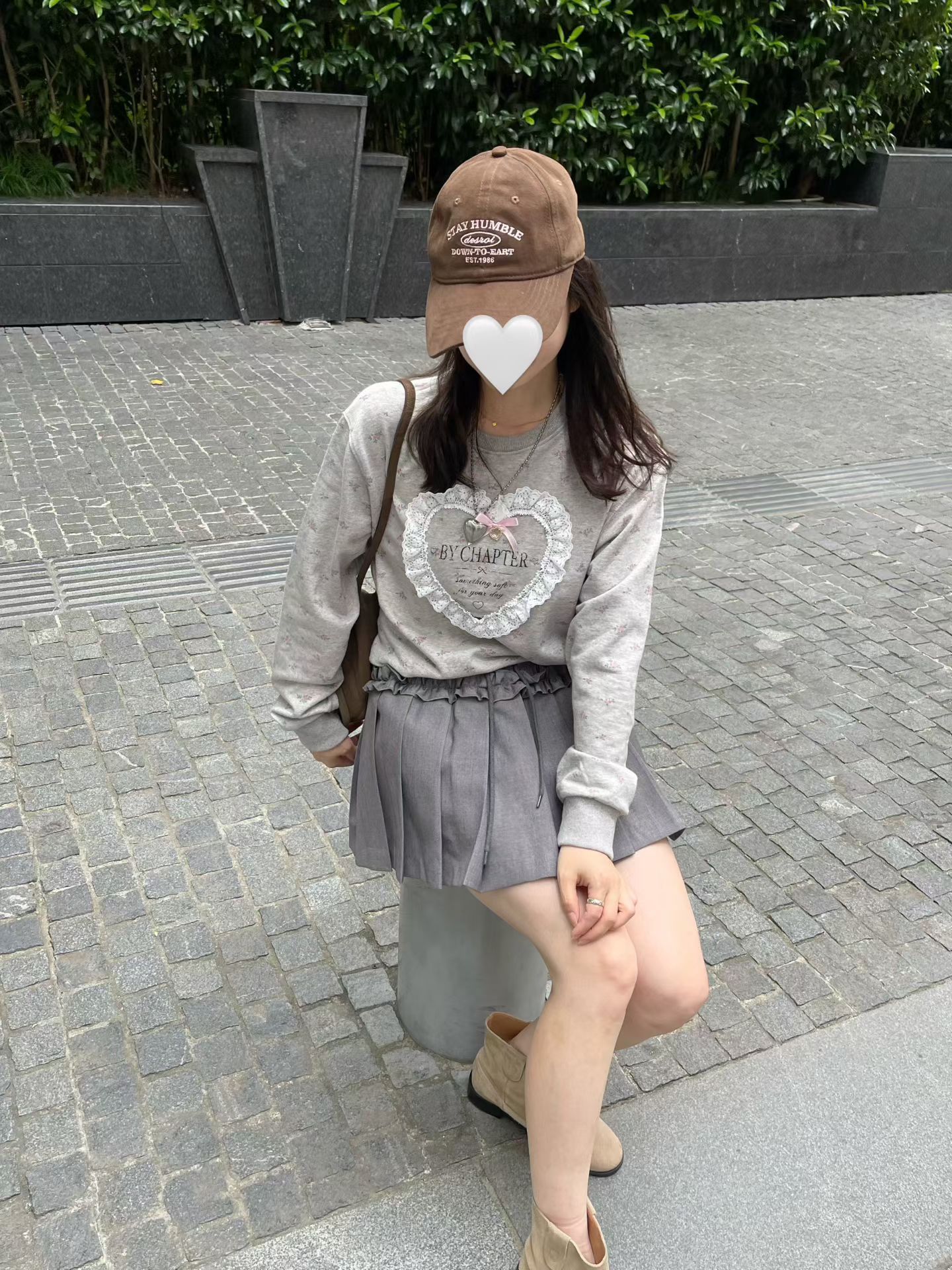 韩国东大门正品女装2026秋季新款百搭显瘦圆领长袖爱心蕾丝卫衣女