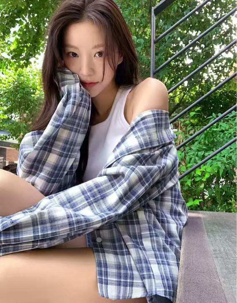 现韩国东大门正品女装春夏新高品质翻领格子衬衫上衣薄款防晒ins