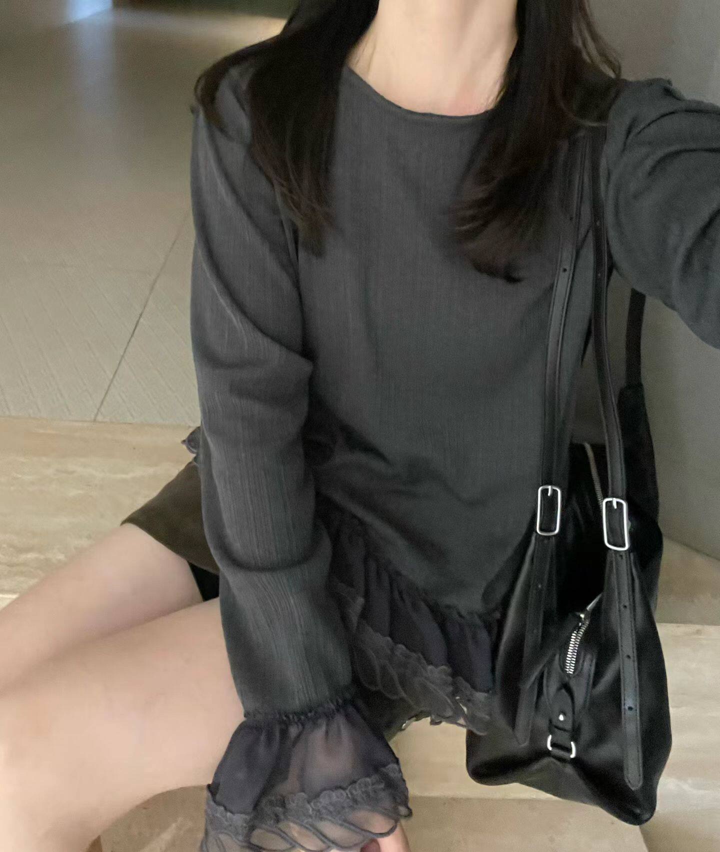 韩国东大门正品女装2026新款百搭显瘦圆领蕾丝花边喇叭长袖T恤ins