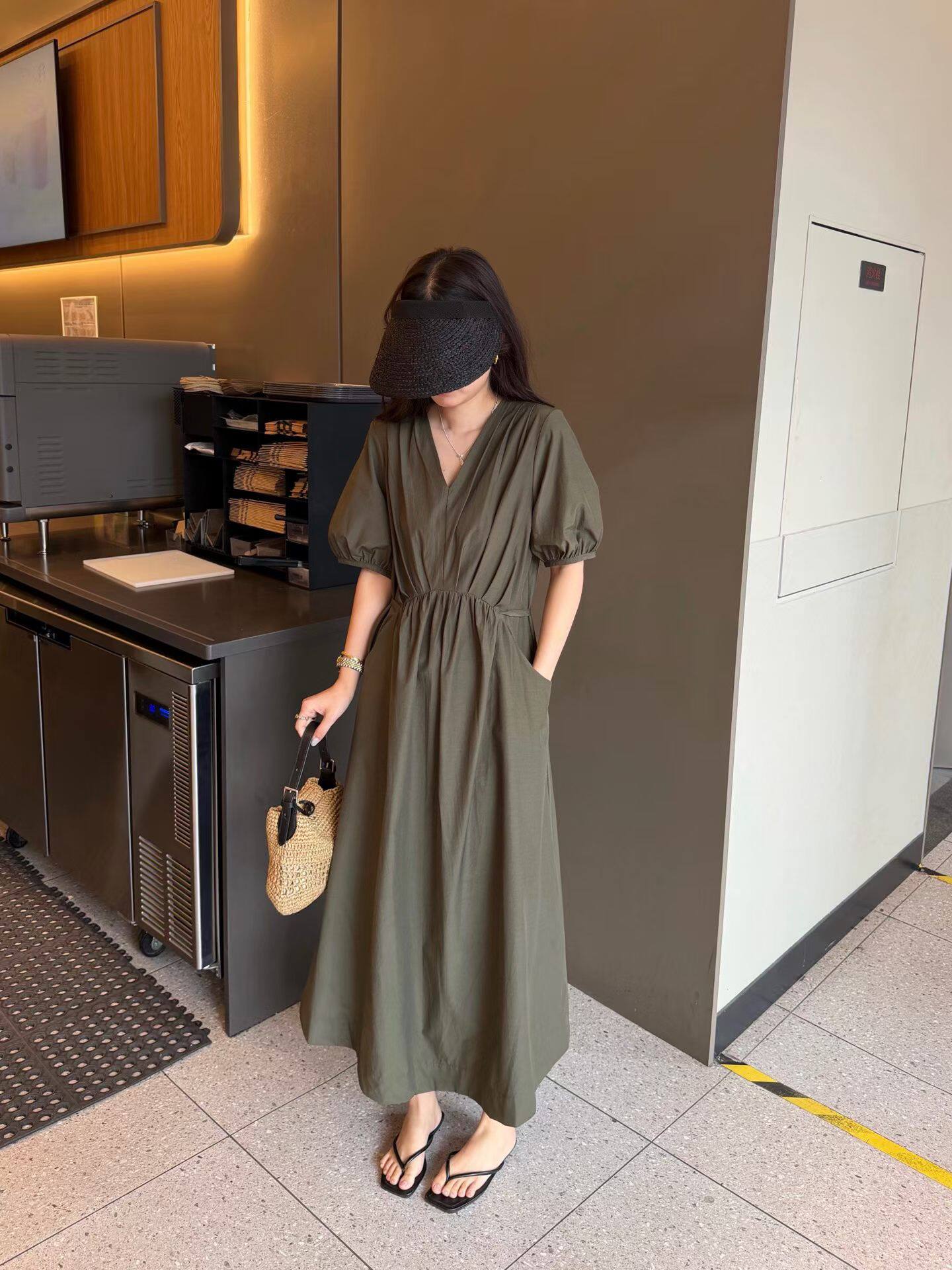 韩国东大门正品女装百搭V领系带收腰显瘦泡泡袖连衣裙宽松长裙