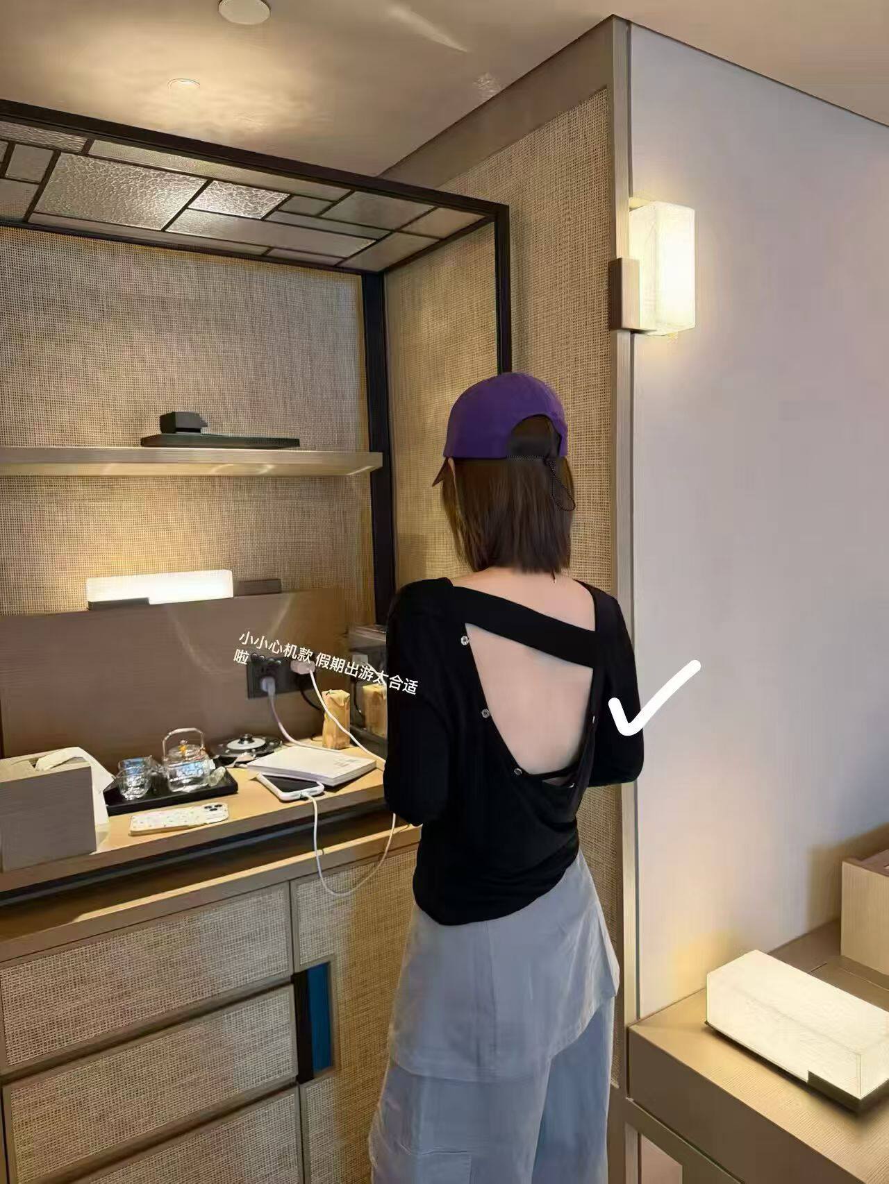 韩国东大门正品女装2026春夏季新款圆领露背设计长袖T恤百搭显瘦