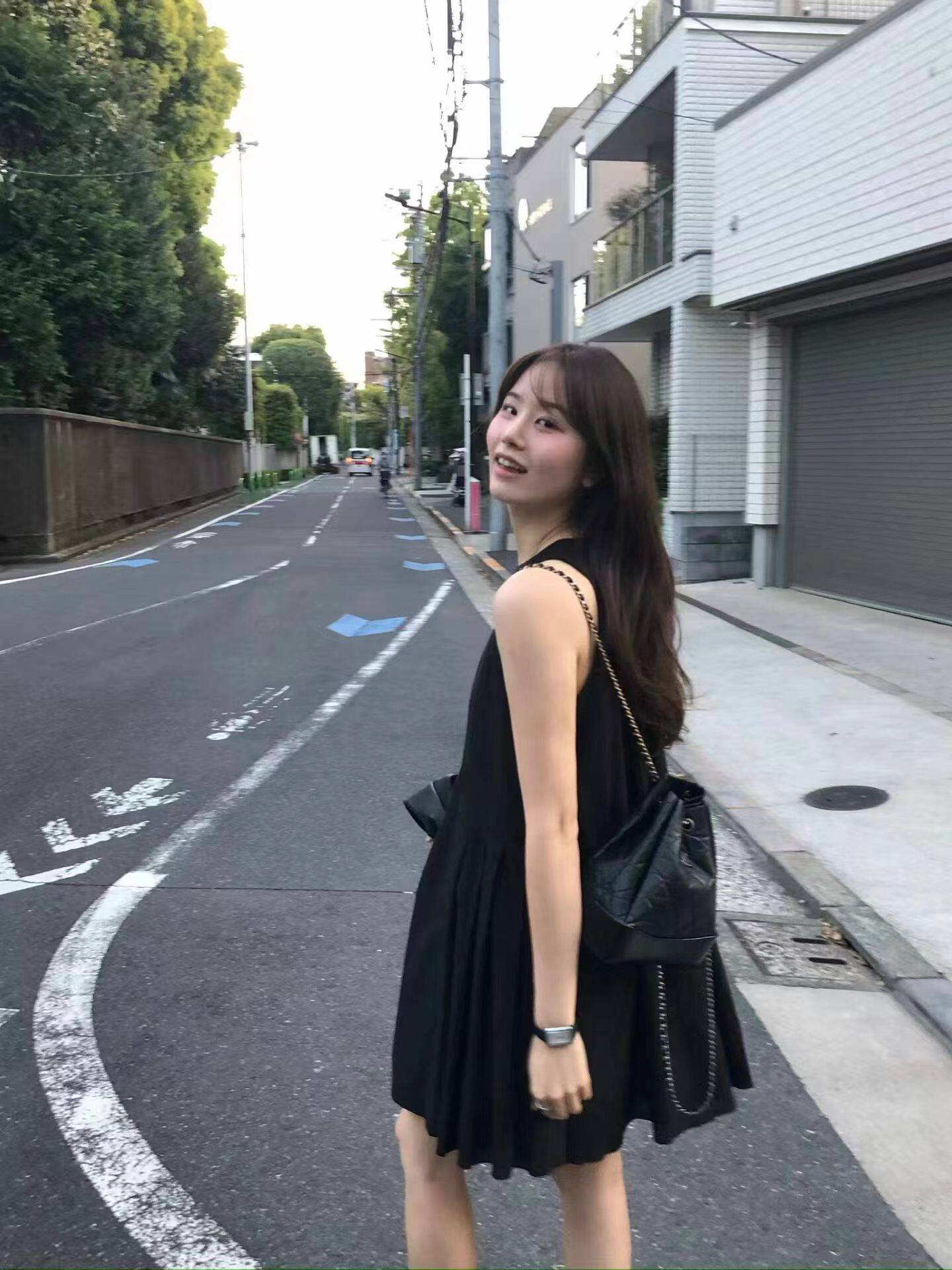 ounce韩国东大门正品百搭圆领无袖百褶娃娃连衣裙宽松显瘦裙子ins
