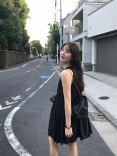 ounce韩国东大门正品百搭圆领无袖百褶娃娃连衣裙宽松显瘦裙子ins