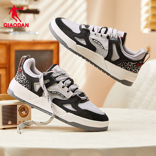 启承中国乔丹板鞋低帮男