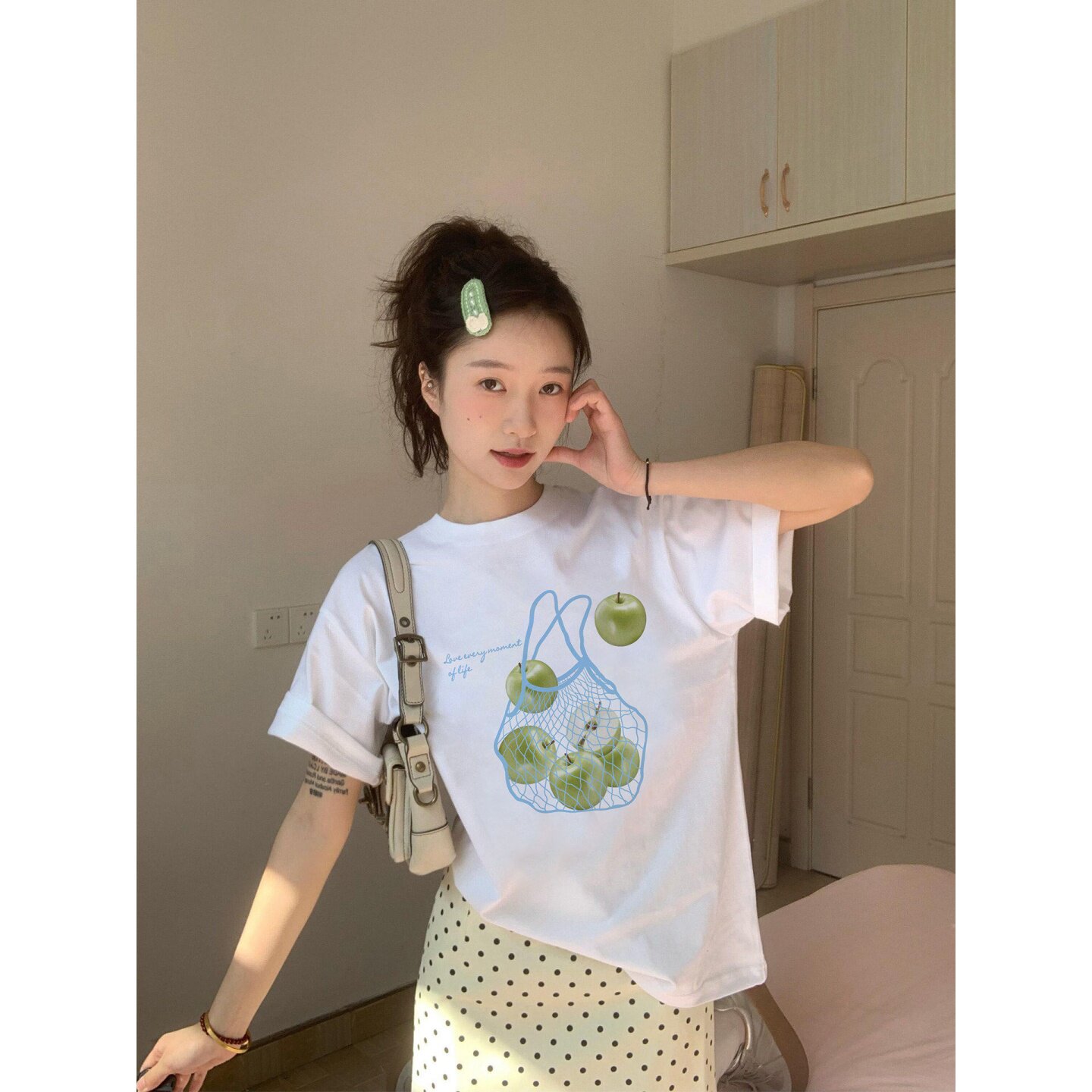 ins青苹果印花纯棉短袖T恤女图片