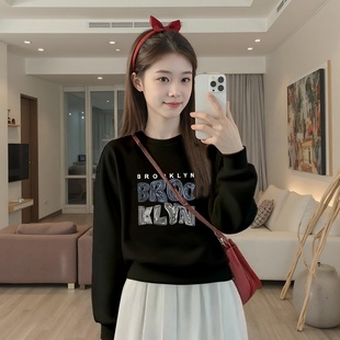 字母印花套头小个子上衣 卫衣女宽松爆款 2025秋冬新款 黑色加绒短款