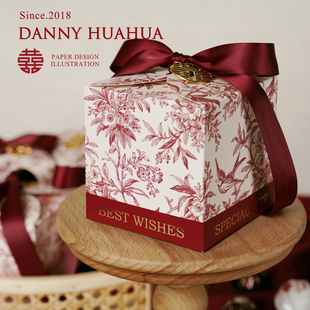 Danny画画 原创手绘线描花鸟烫金喜糖盒