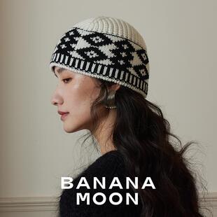 演绎时髦_INS博主法式风黑白拼色菱形纹冷帽羊绒混纺针织套头帽