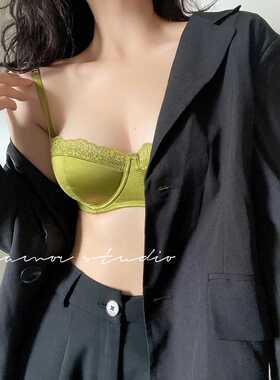 内衣女大胸显小胸聚拢收副乳防下垂薄款法式性感蕾丝半杯文胸罩夏