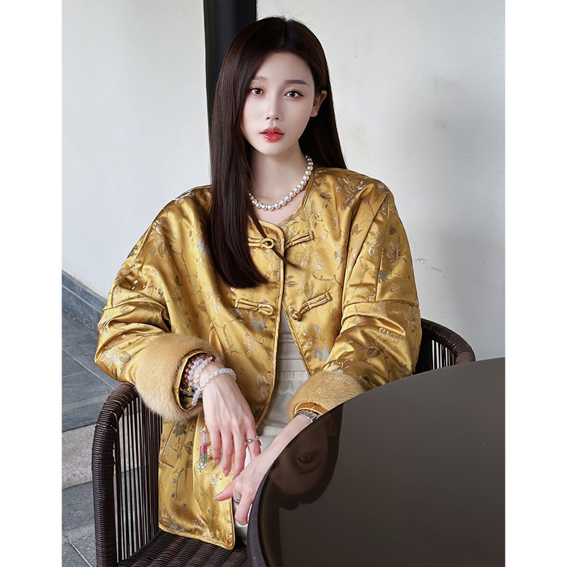 新中式国风刺绣外套女秋冬高级感小香风气质名媛复古别致盘扣上衣,女装/女士精品,短外套,淘宝优惠券,粉丝福利购,淘宝优惠卷