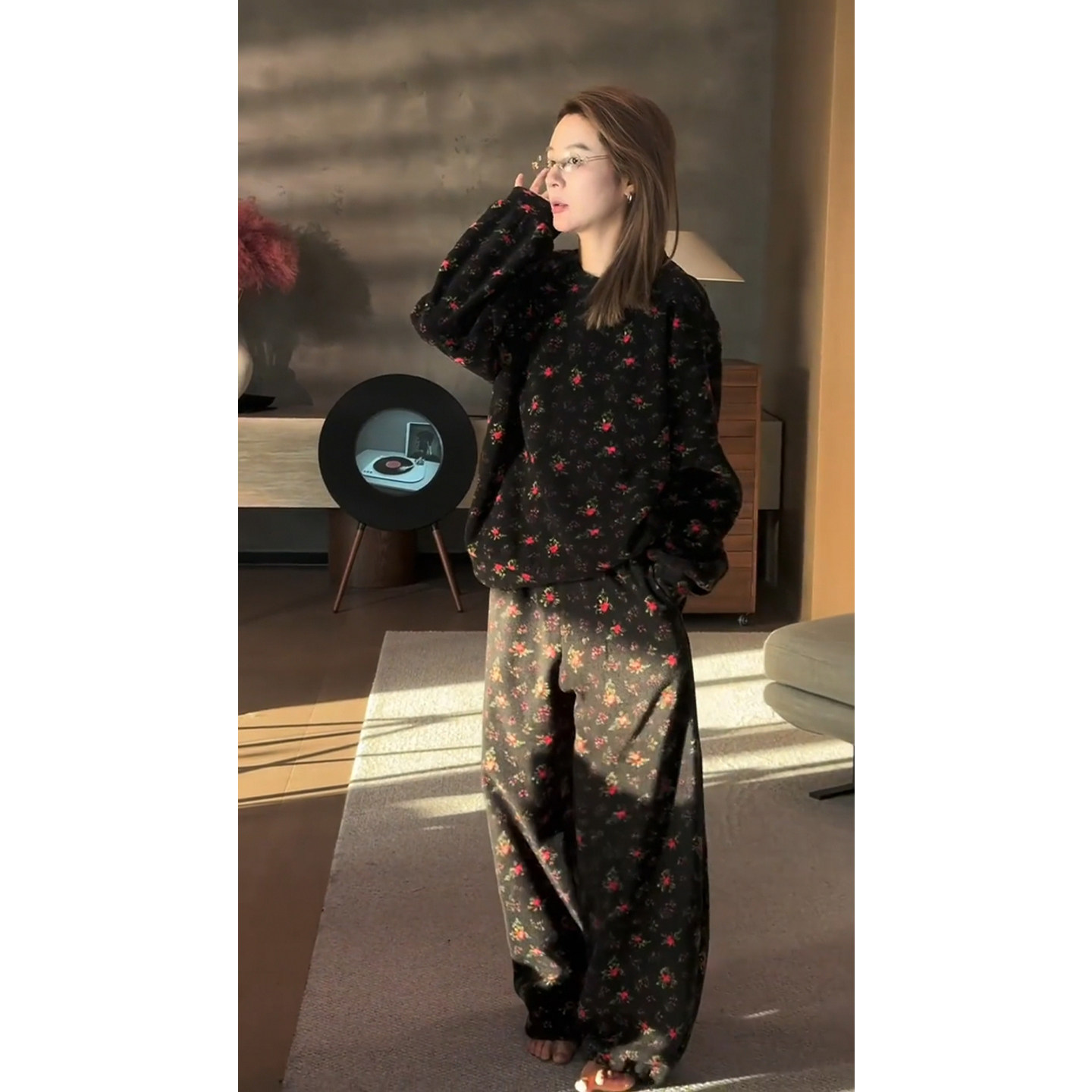 高级感秋冬运动套装女欧货复古休闲炸街加绒碎花卫衣两件套慵懒风