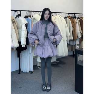 高级感紫色套装裙2025超火冬季穿搭巨好看棉服外套花苞短裙两件套