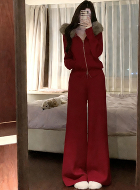 2025超火冬装套装高级感红色加绒毛领连帽卫衣运动服两件套小香风