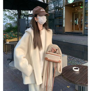 富家千金冬装超好看白色连帽双面羊绒短款大衣韩系高级感毛呢外套