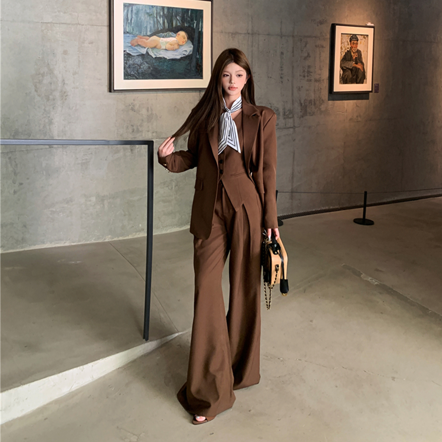 轻职场通勤穿搭老钱风西装套装女